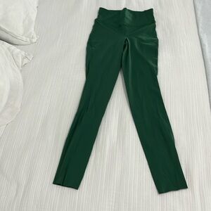 Lululemon green leggings size 4
